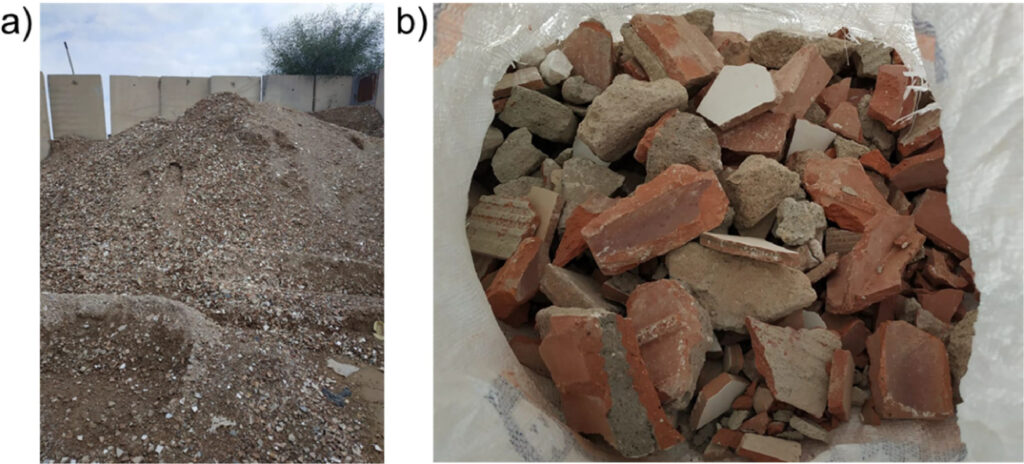 articulo-EstherE-Chemometric_lrg Dos fotos, una de una escombrera y otra de una bolsa con escombros formados principalmente por ladrillo y cemento